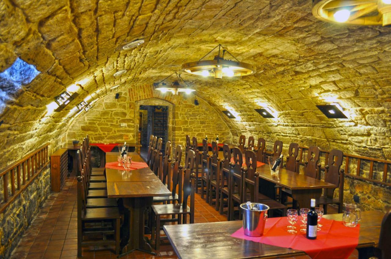 Hotel Certousy Praga Zewnętrze zdjęcie